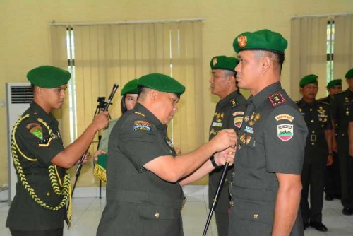 Pernah Menjadi Kasiops di Paspampres dan Danyonif Kostrad, Letkol Inf Andri Resmi Menjabat Dandim 0301 Pekanbaru