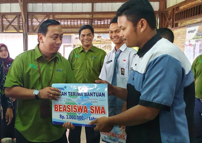 https://www.goriau.com/assets/imgbank/05122019/beasiswa3--8542.jpg