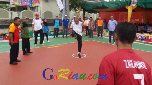 Buka Kejuaraan Sepak Takraw Gemilang Jaya II Open, Kadispora Riau: Ada Bibit Atlet Berbakat, Kita Rekrut ke PPLP - GoRiau