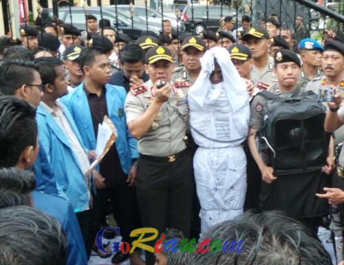 100+ Gambar Pocong Melotot Terbaik 100+ Gambar Pocong Melotot Terbaik