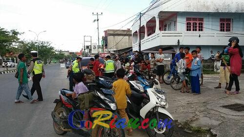 GoRiau - Sudah Tahu Polisi Razia, Kakek di Duri Ini Nekat 