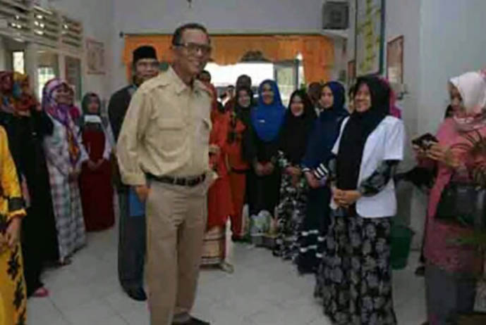 https://www.goriau.com/assets/imgbank/15052018/aziszainal-7271.jpg