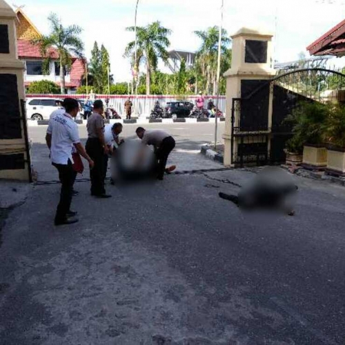 BREAKING NEWS: Mapolda Riau Diserang Terduga Teroris