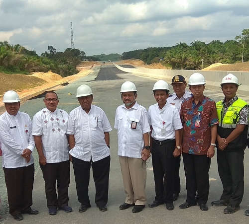 GoRiau Dari Pintu  Masuk Tol  Pekanbaru Dumai  di Rumbai 