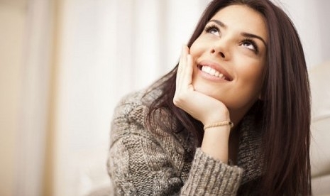 Gosumbar Com Ini 10 Tanda Wanita Jatuh Cinta Kepada Seorang Pria